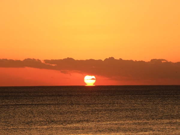 海の別邸ふる川から見える今日の朝日～平成27年11月18日