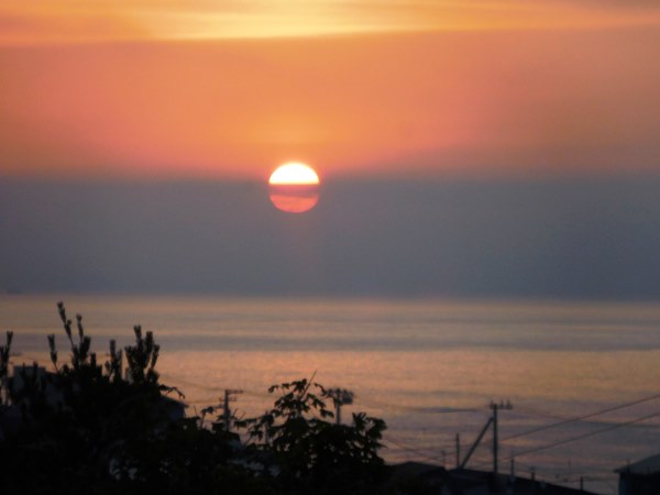 海の別邸ふる川から見える今日の朝日～平成28年7月13日